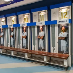 Pursuit 3 Vuelta Al Cole|Memorabilia*Pieza Vestuario Estadio Santiago Bernabéu – Madera Blanca